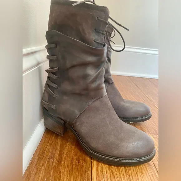 A.S.98 Leather & Suede boots. Size 38 (8/8.5 US) Color Smoke. Never Worn.